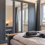 Haus & Appartement